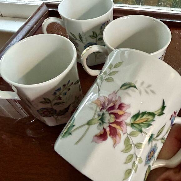 Vintage Sadek Floral Octagon Shape Buckingham Mugs set of 4, Made in Japan - Picture 9 of 11